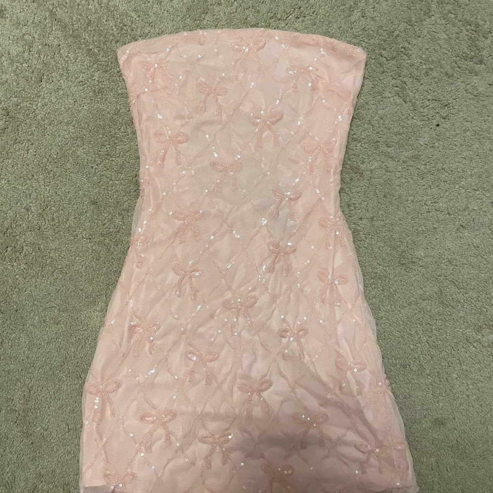 Dress - Picture 2 of 2